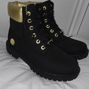 Timberland 6'' Premium Boot Black Gold TB0A5RRM001 Snow Rain BootLike new size 7